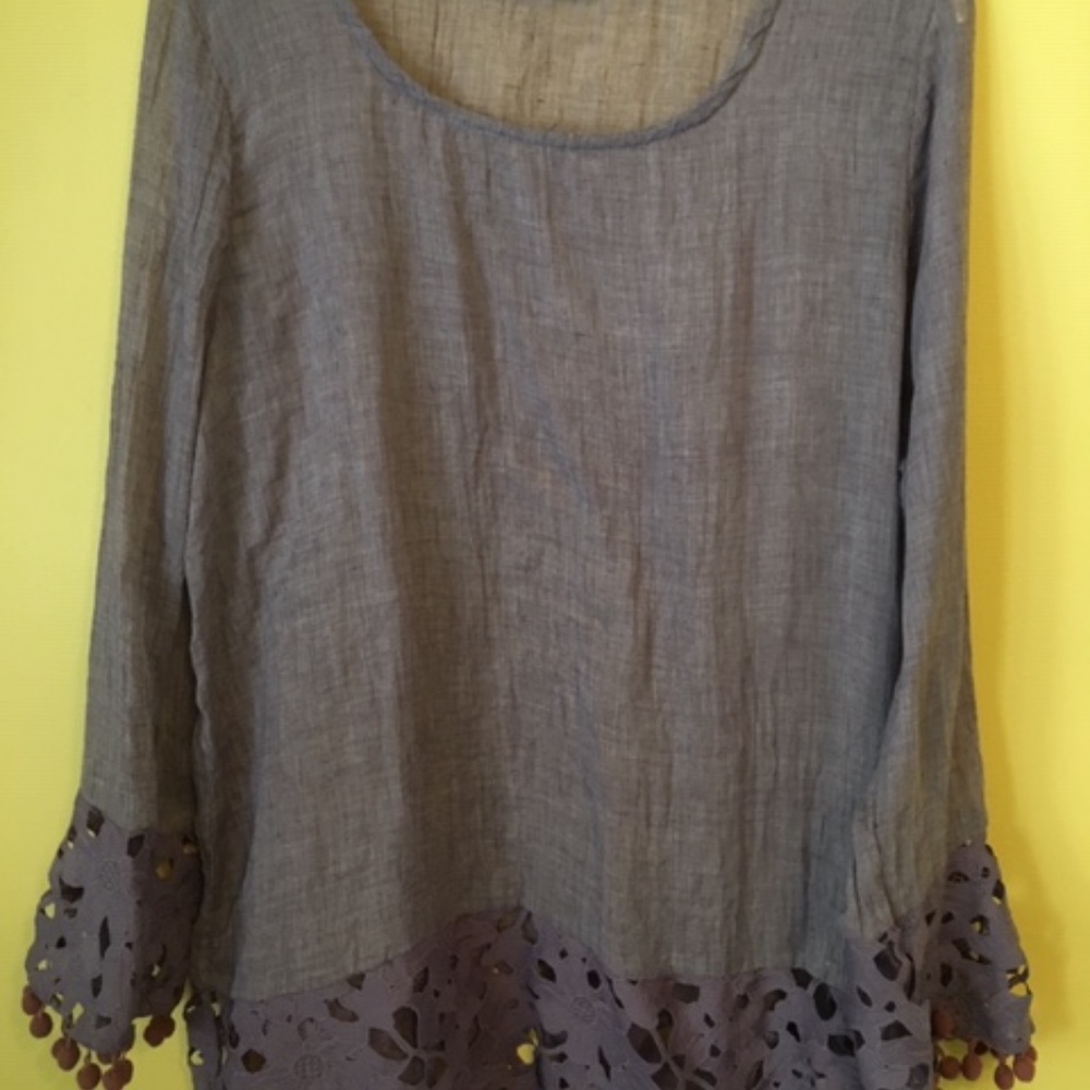 Retro Threads Lavender Lace Tunic Size Large